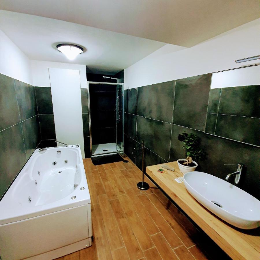 Bed and Breakfast Le Caravelle Castellammare di Stabia Exterior foto